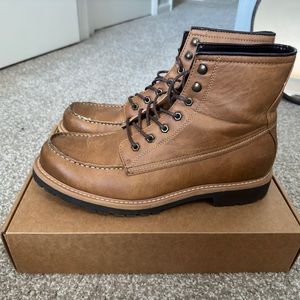 Men’s Mossimo brown lace up boots size 13